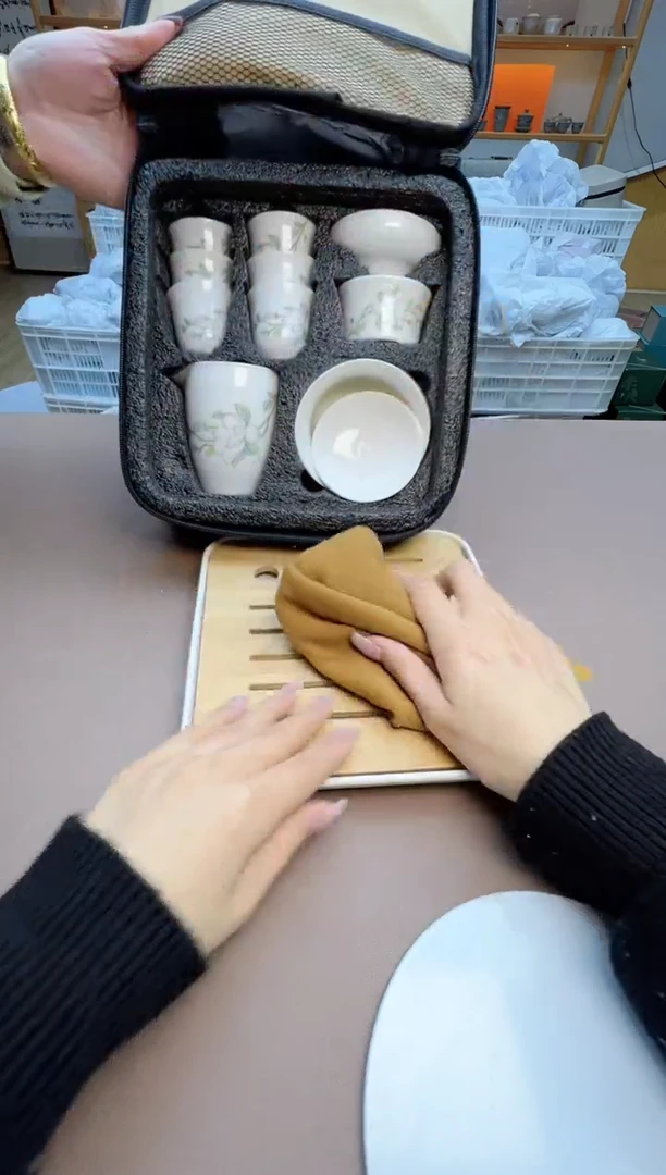 【闪购商品】摆件瓷制品S1111111111111