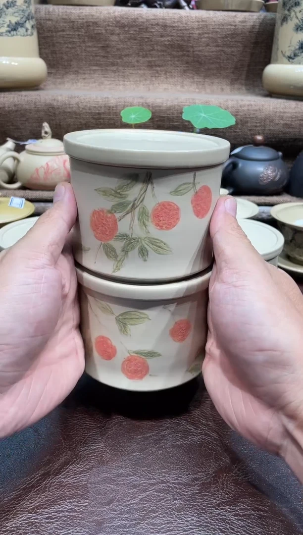 泥塑王宇白泥双层茶叶罐荔枝装饰