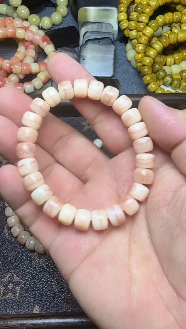 骆驼牙手串/手链1.0驼骨冰丝血料