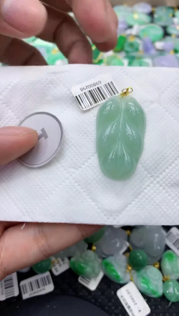 颈饰未镶嵌翡翠天然缅甸翡翠A货