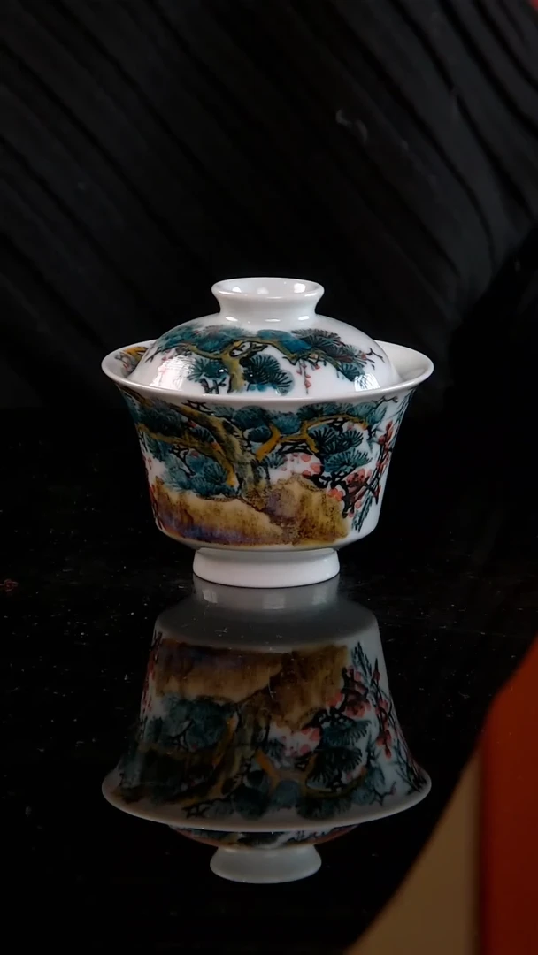 李华手绘釉中五彩松竹梅盖碗
