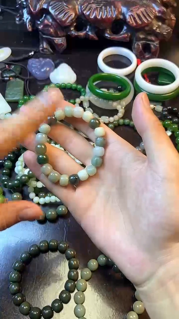 手串未镶嵌和田玉主播推荐！！主播推荐！！