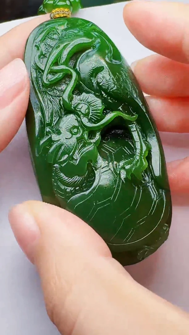 定制和田玉玉见匠心甄选天然和田玉（拍一发一）