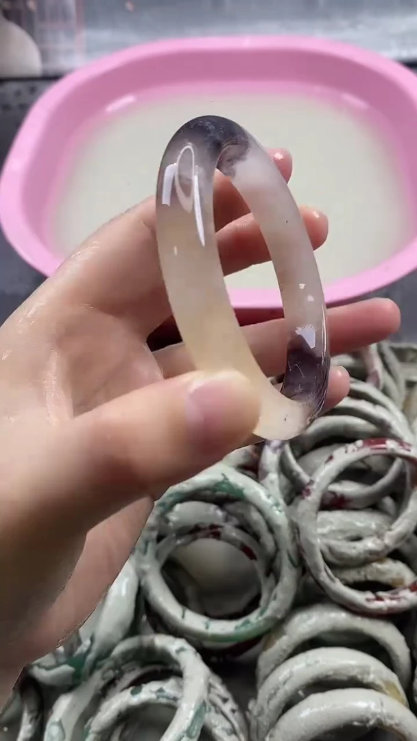 未镶嵌手镯石英质玉6