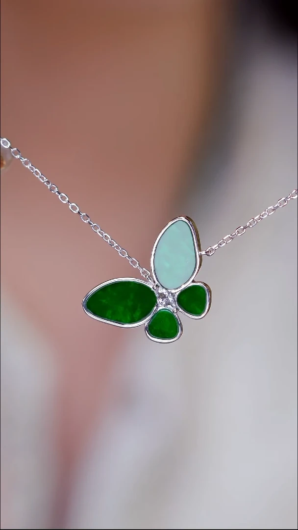 吊坠(赠链)银S925镶嵌翡翠24