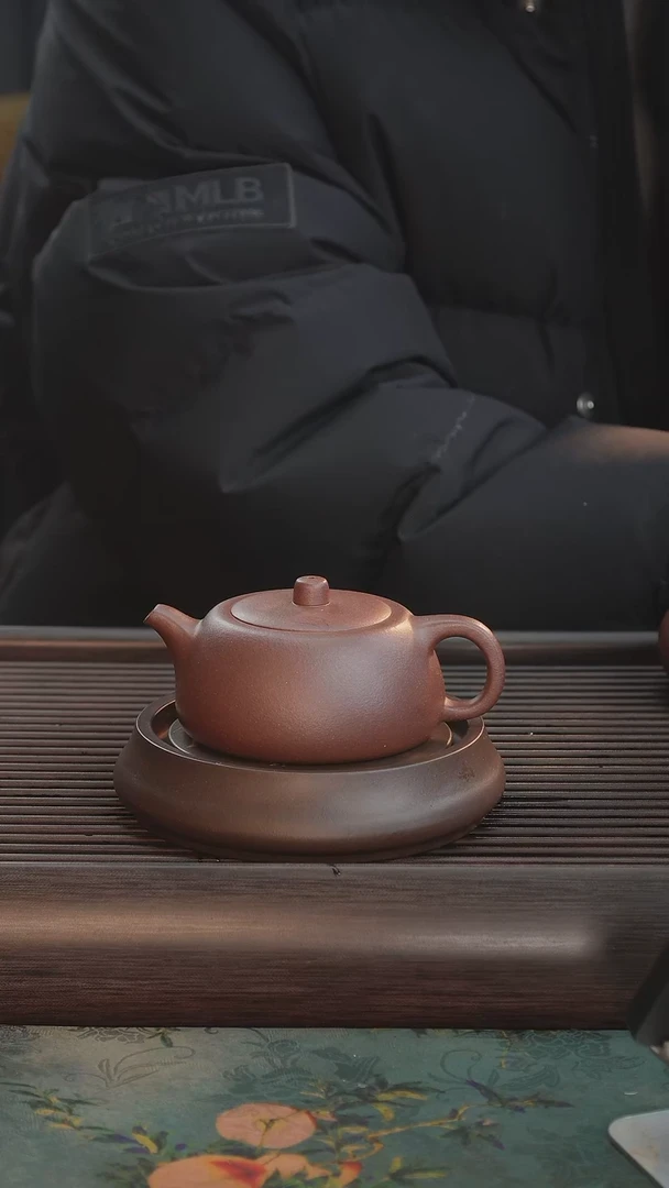 【闪购商品】紫砂茶壶150cc精工唐式井栏内推