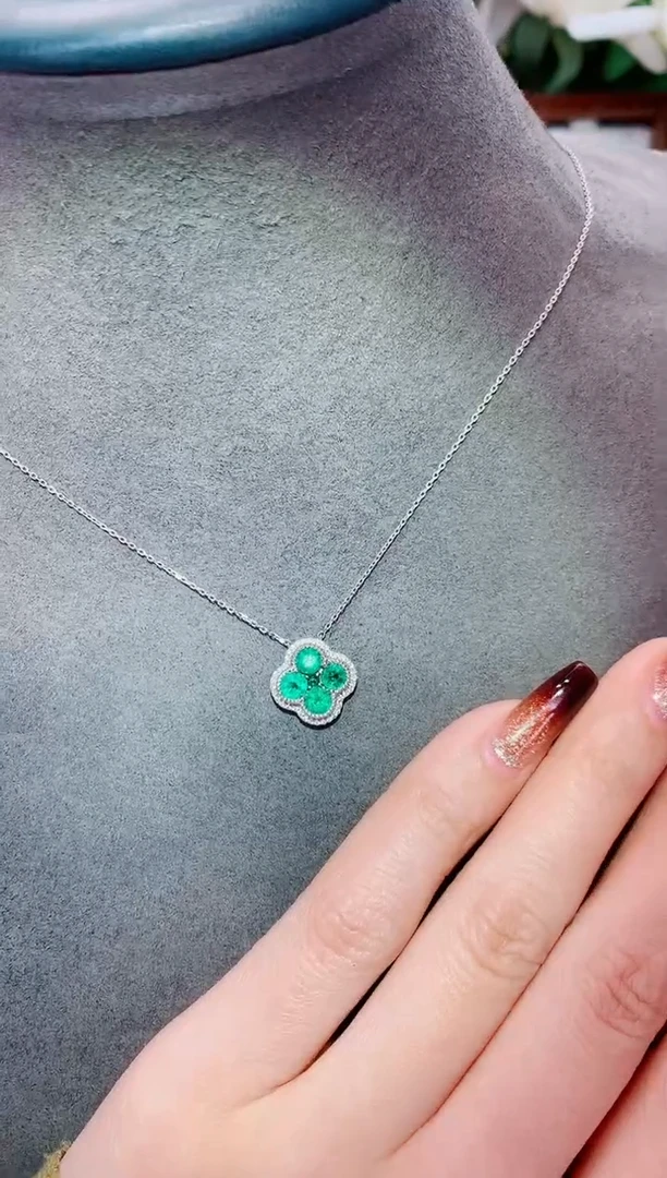 18K金镶嵌项链祖母绿1.15ct/天然宝石/七天无理由