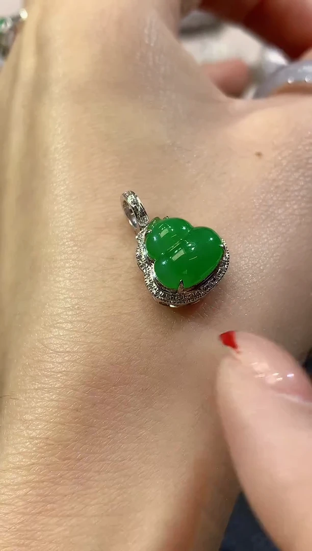 吊坠(不含链)18K金镶嵌翡翠A2