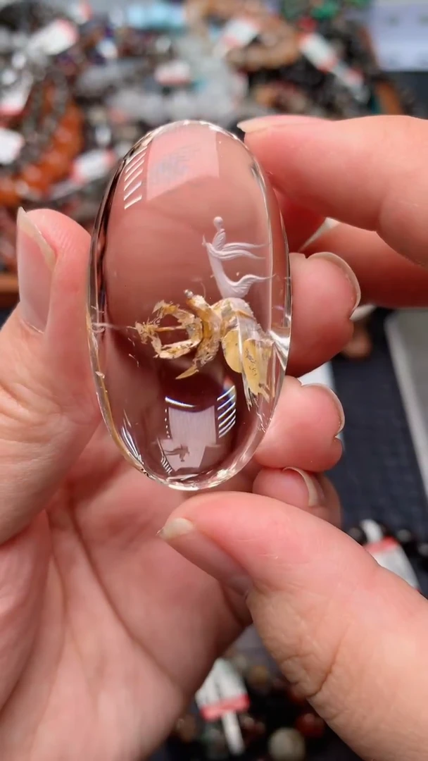 【闪购商品】水晶吊坠(赠链)未镶嵌天然105