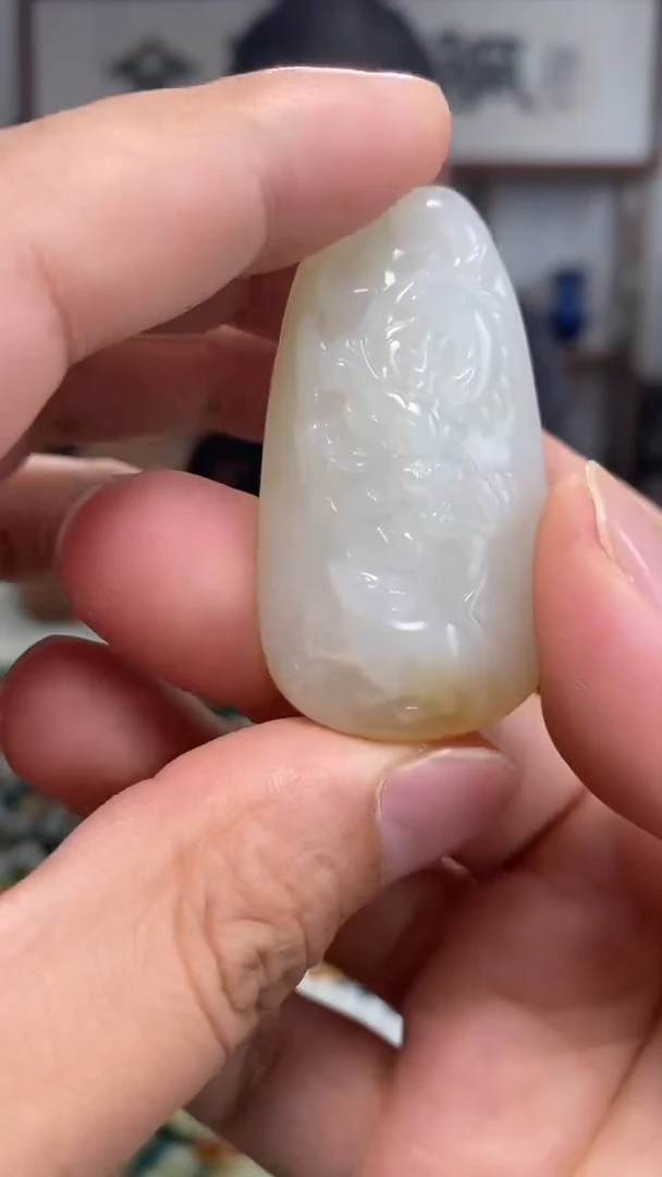 颈饰未镶嵌和田玉130