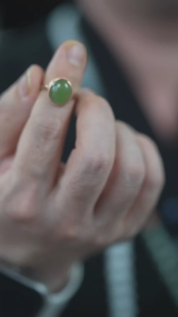 银S925镶嵌戒指和田玉（碧玉）戒指