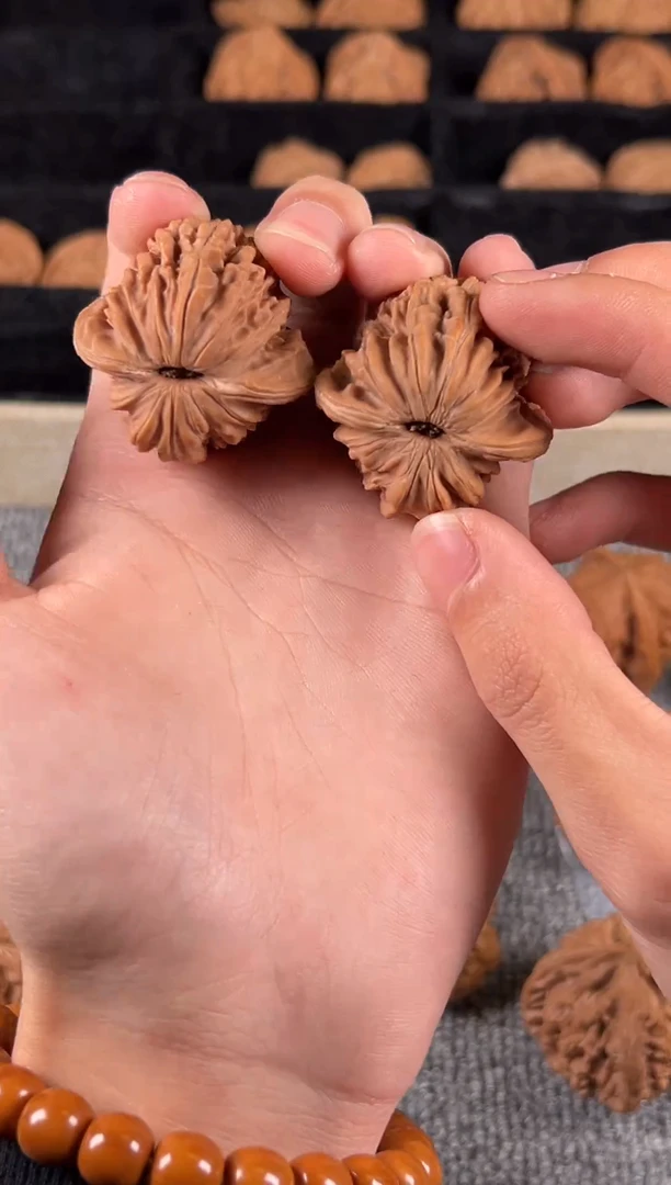 吊坠文玩核桃全品山地楼40号