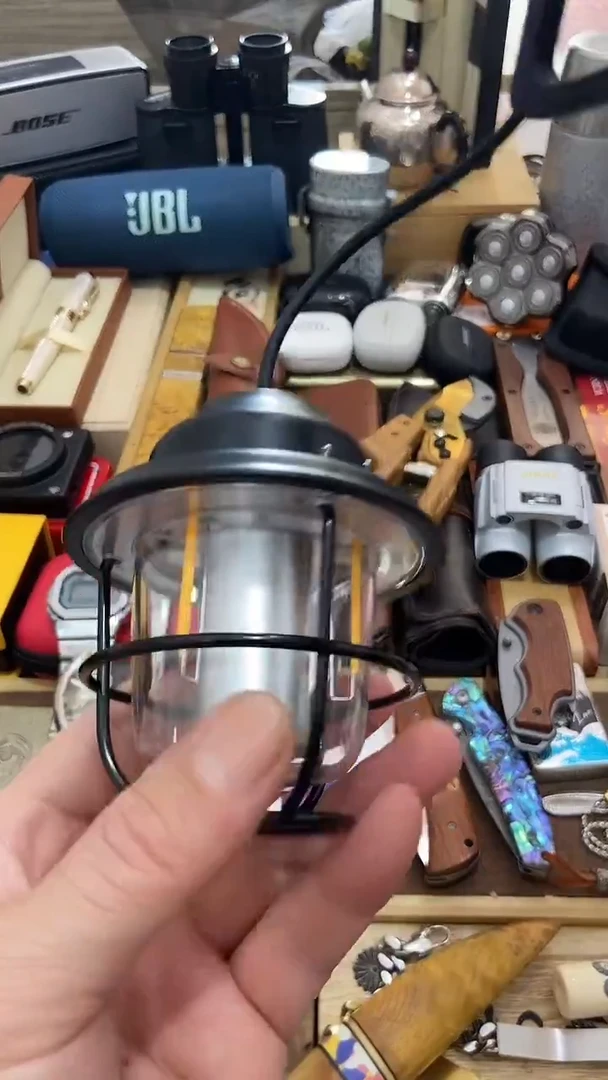 瓷片闪购商品  如图所示