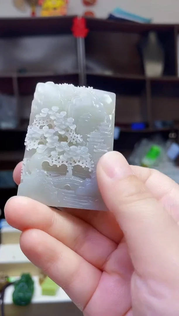 和田玉未镶嵌颈饰1