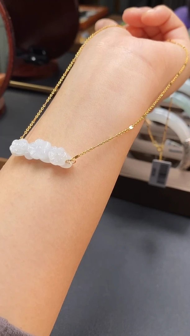 颈饰银S925镶嵌翡翠多样性发一0758