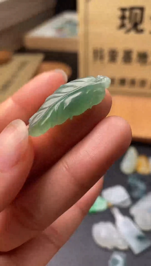 定制翡翠未镶嵌翡翠毛货发货发一个