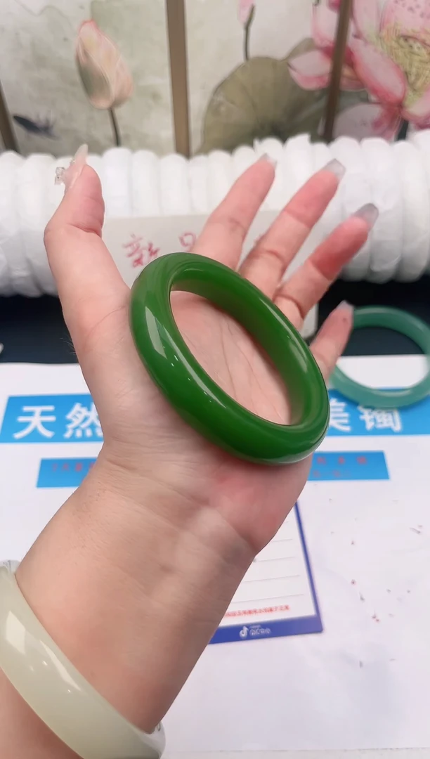 未镶嵌手镯石英质玉C59微色差+