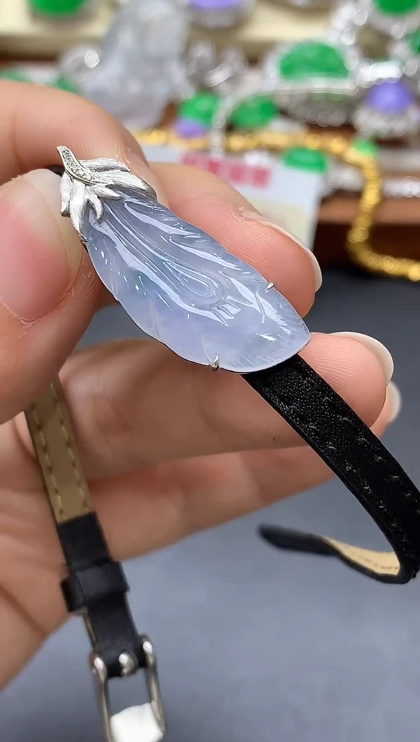 颈饰18K金镶嵌翡翠430-中国好珍宝