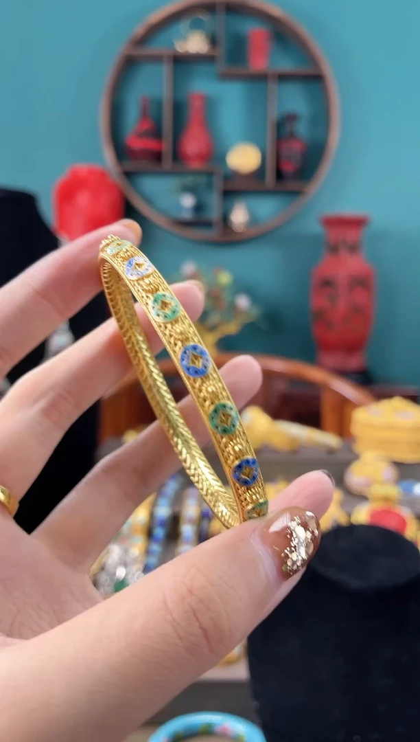 O****k非遗手工花丝镶嵌镯子