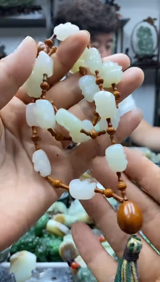手串未镶嵌和田玉1
