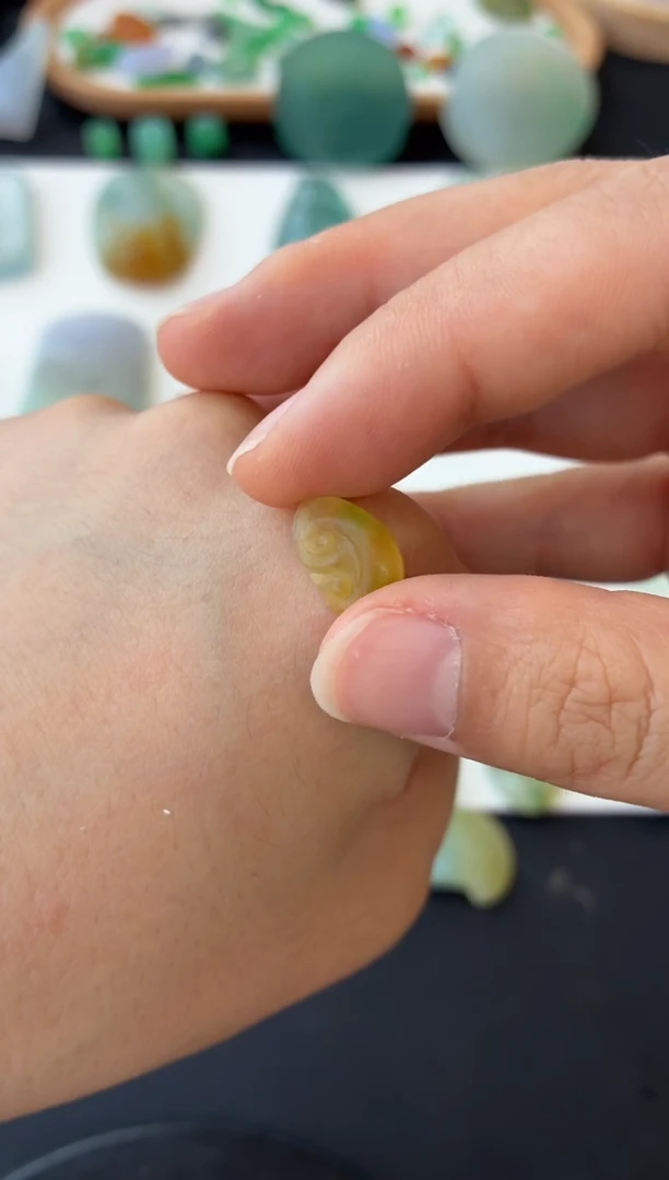未镶嵌定制翡翠翡翠