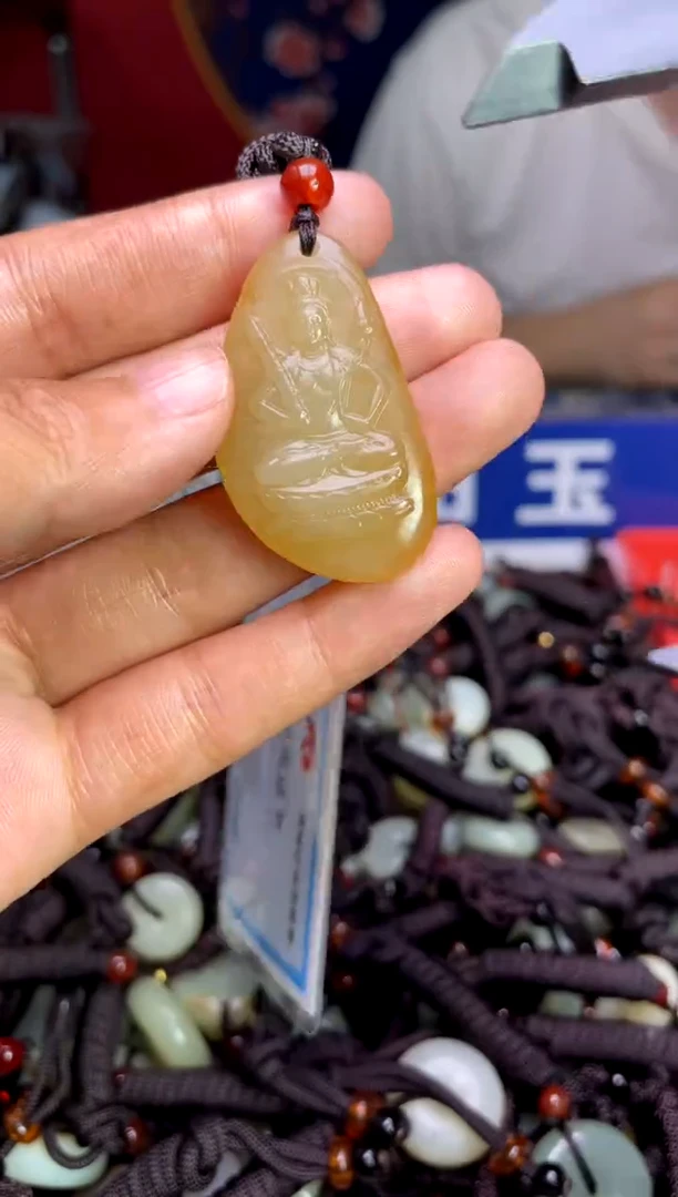 未镶嵌和田玉挂件1