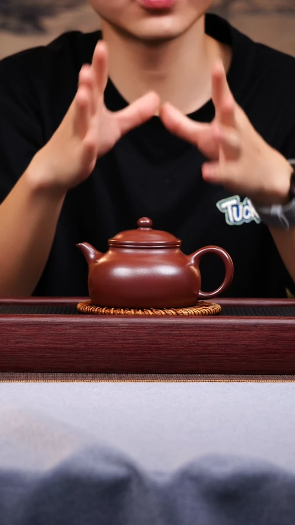 宜兴紫砂作品 怀古