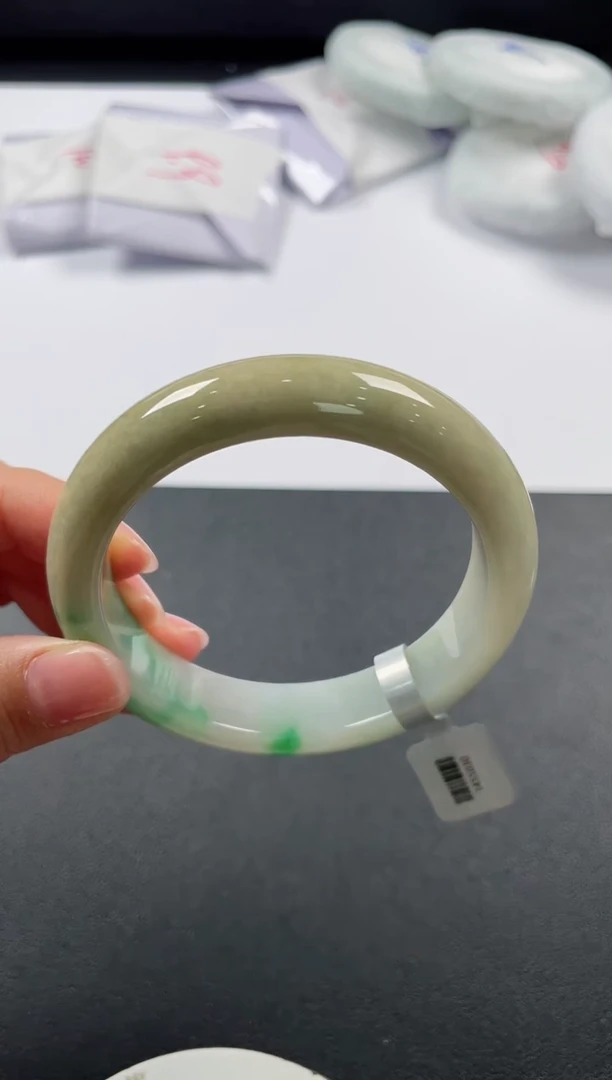 翡翠手镯未镶嵌基地发货H 7998 55+