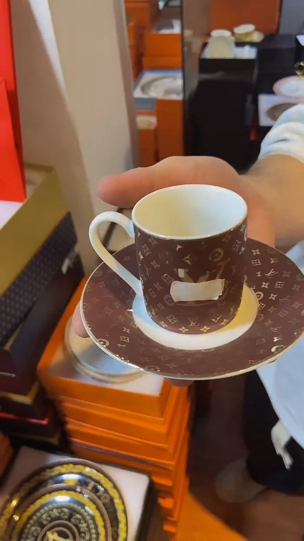 【闪购商品】鸿辉家品牌瓷器，京东包邮！