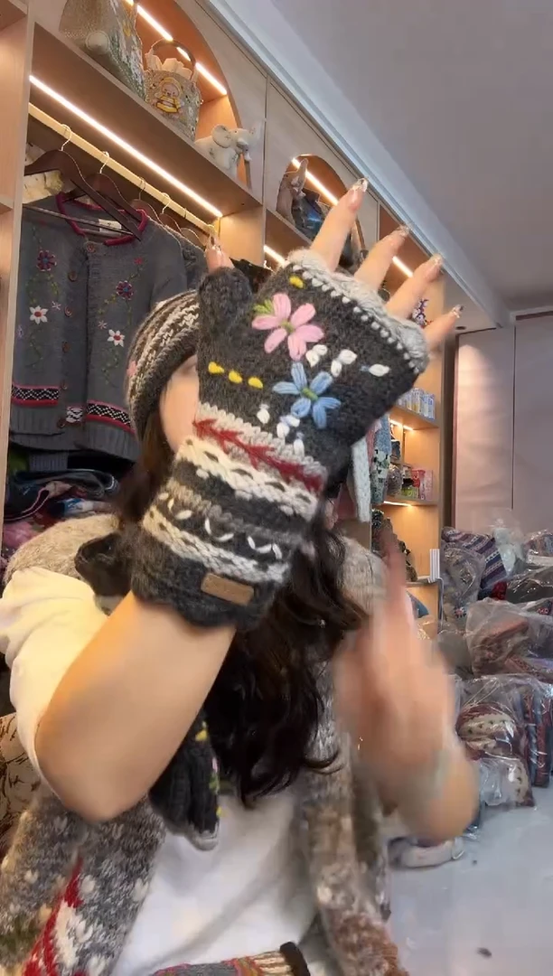 羊毛美丽如刺绣手套