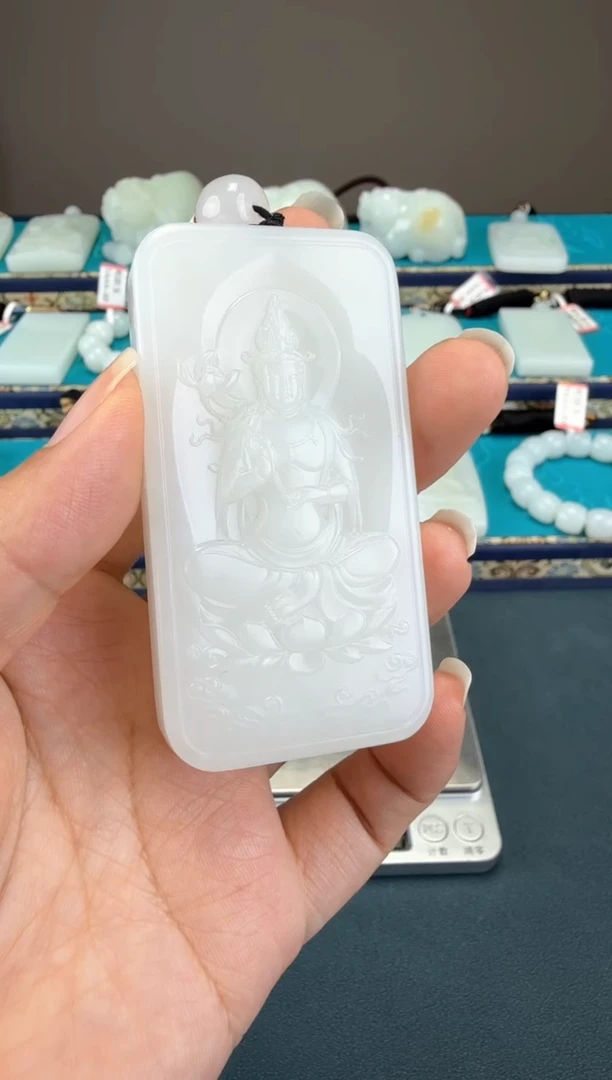 颈饰未镶嵌和田玉1