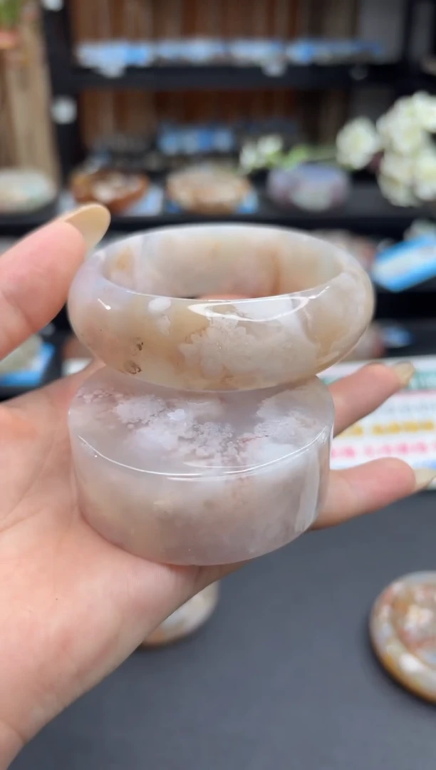 未镶嵌手镯石英质玉A299(60圈赠送镯心)