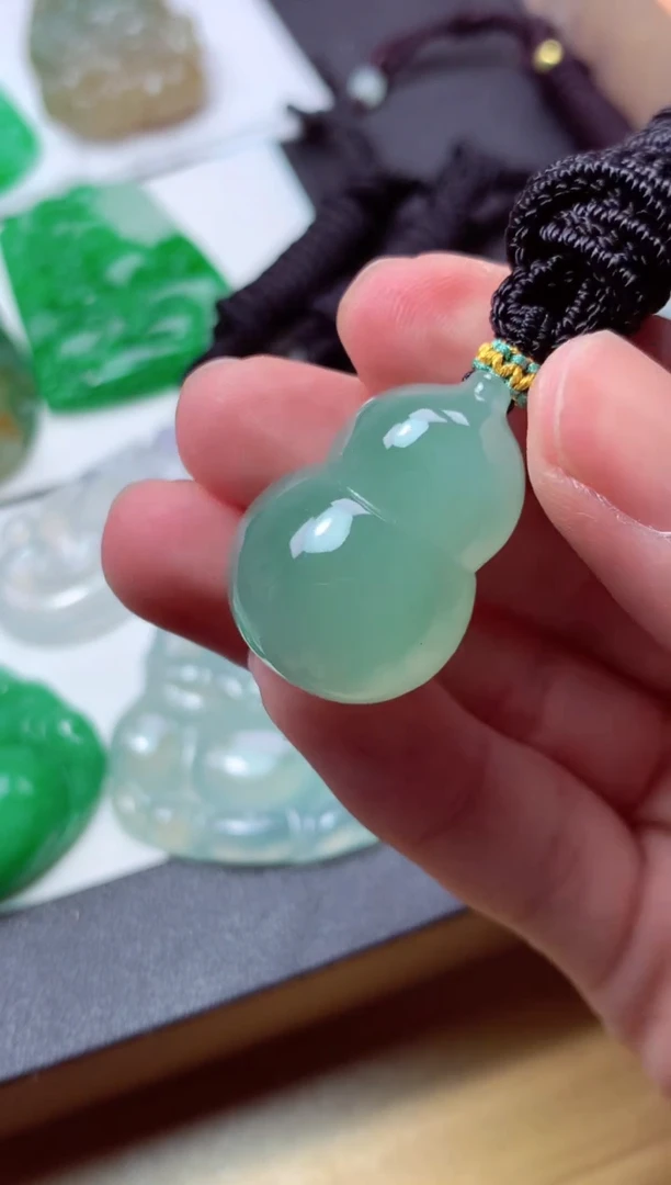 翡翠未镶嵌颈饰天然翡翠