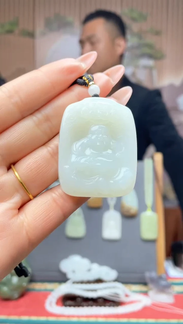 【闪购商品】和田玉颈饰未镶嵌一