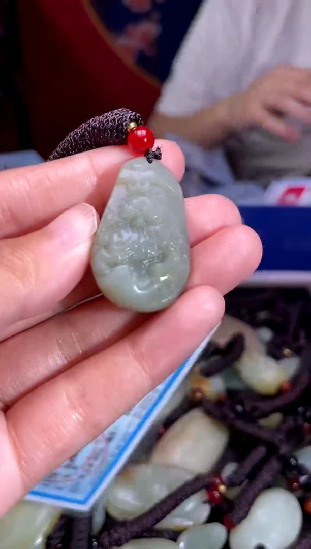 和田玉未镶嵌挂件1