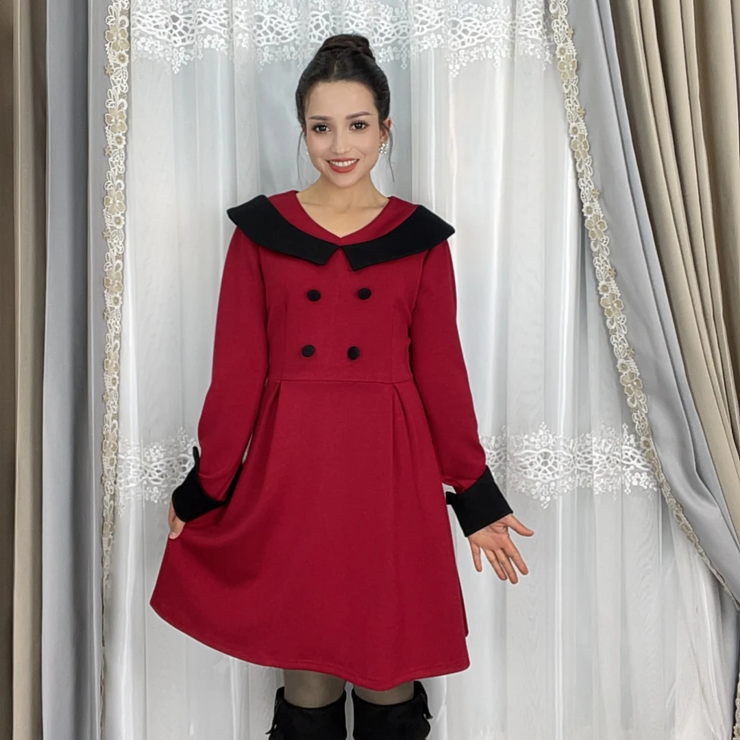 小香风红色撞色连衣裙女2025秋冬季收腰气质轻熟蝴蝶结排扣中长裙