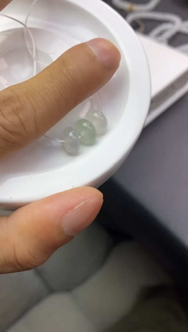 翡翠散珠58天然A货翡翠散珠卡9+