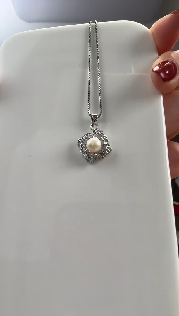 【闪购商品】淡水珍珠颈饰未镶嵌四叶草珍珠项链