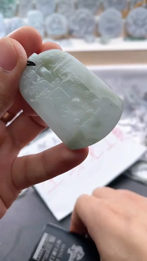 翡翠未镶嵌颈饰2025/6/10/148