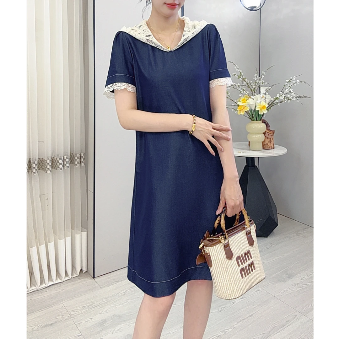 2025夏季新款休闲女装洋气宽松显瘦时尚蕾丝连帽牛仔连衣裙