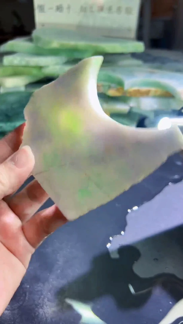 未镶嵌挂件翡翠天然缅甸翡翠A货