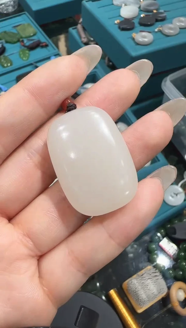 【闪购商品】和田玉吊坠/多样性发未镶嵌R183