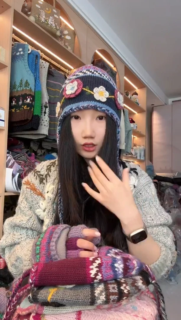 羊毛蓝色立体花护耳帽