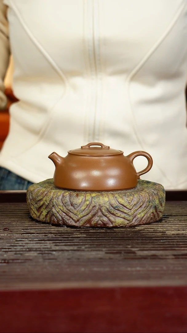 宜兴原矿紫砂壶茶壶宜兴原矿紫砂壶茶壶120C