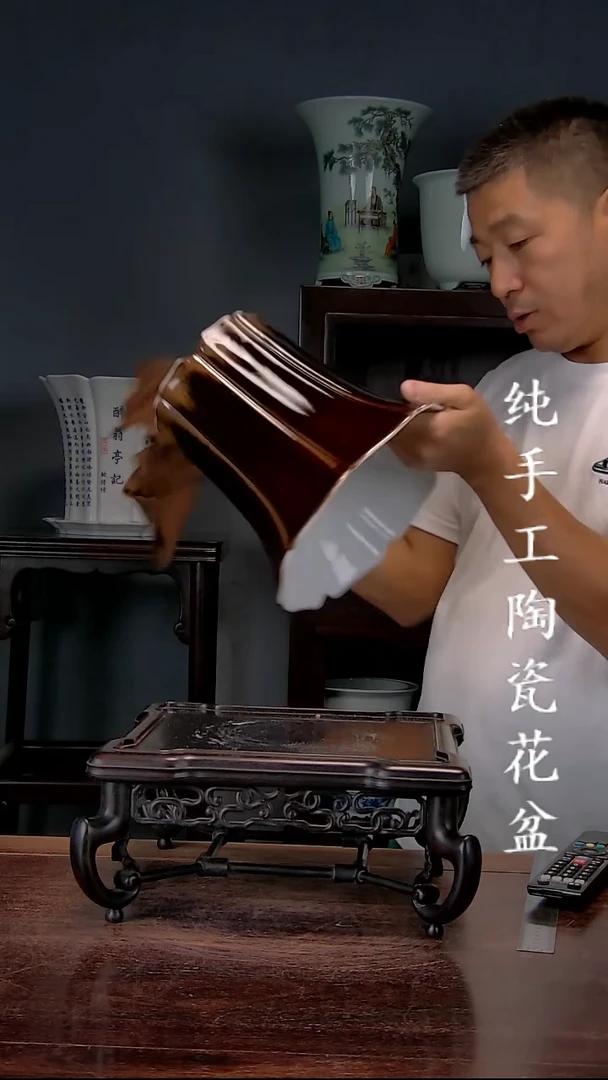 <**>景德镇手工陶瓷花盆