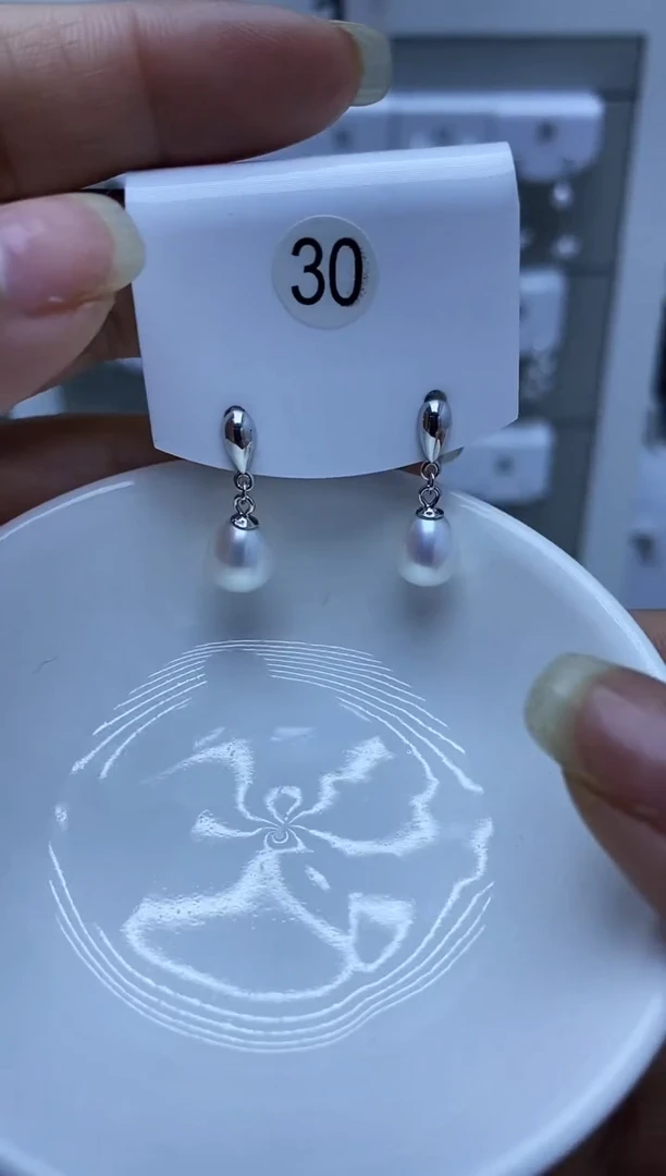 银S925镶嵌耳饰淡水珍珠30