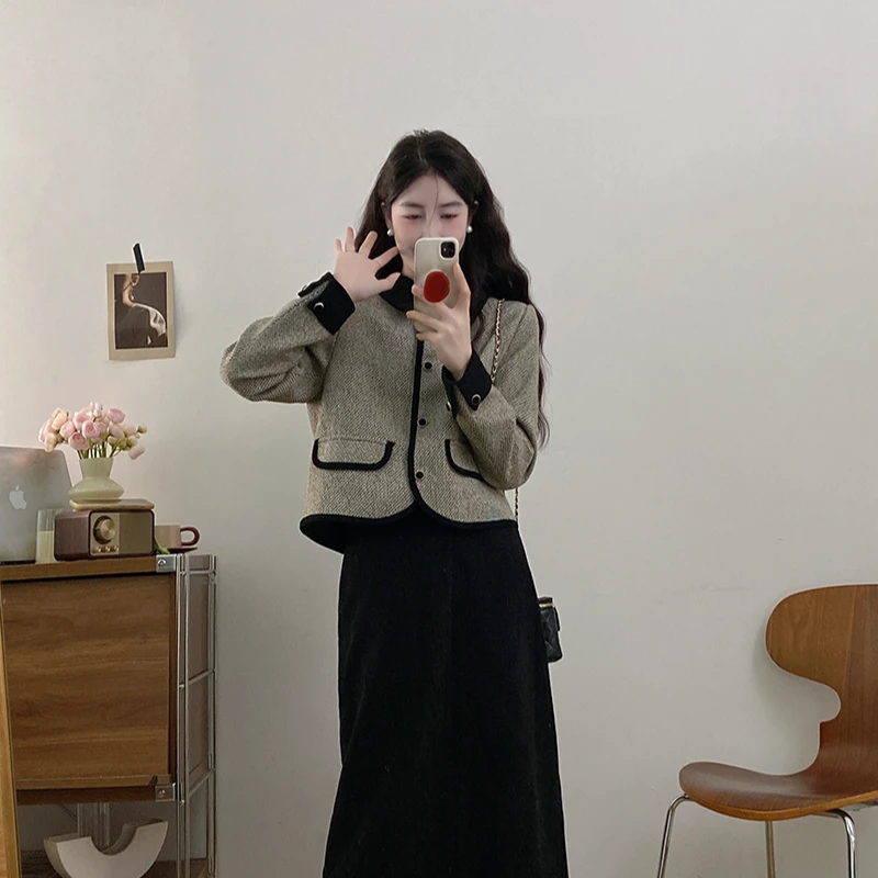 L-4XL 春装新款短外套大码女设计感小香外套百搭上衣小衫 20559