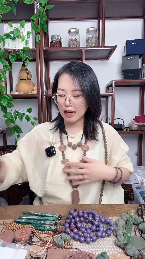 泥塑九天的福字圆牌两个