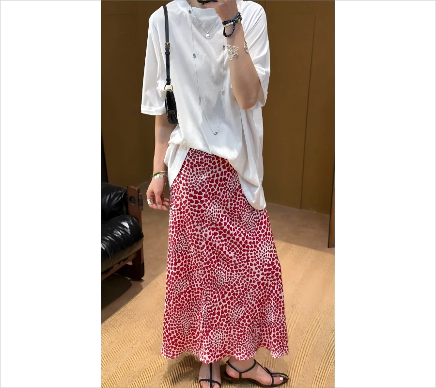 红色爱心印花松紧腰修身显瘦半身裙夏季时尚百搭裙*25W5Y0020