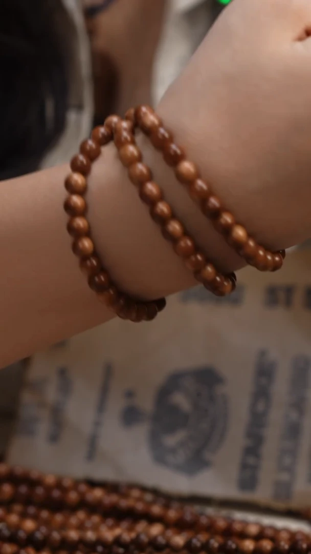 檀香木手串/手链吃****吖老山檀香0.7圆珠多圈108颗蚁沉